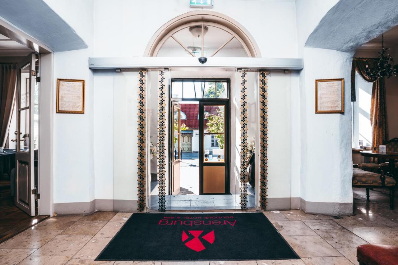 Arensburg Boutique Hotel & Spa Курессааре Екстер'єр фото